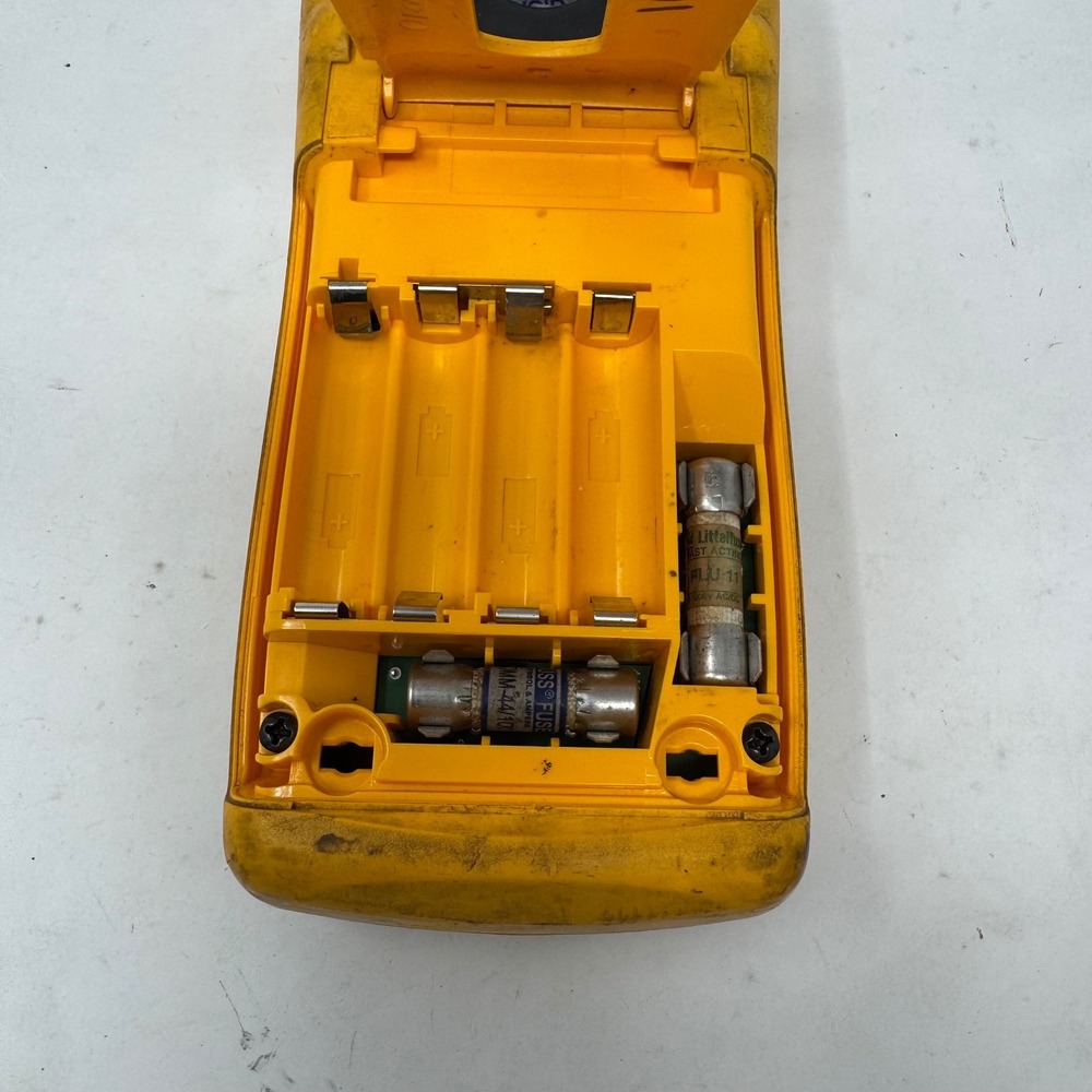 Fluke 189 True RMS Multimeter Digital Logging Multimeter Yellow Case - Picture 11 of 11